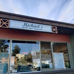 Michael's Grill & Taqueria